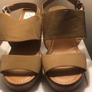 Never been worn shoes. Without tags and box.